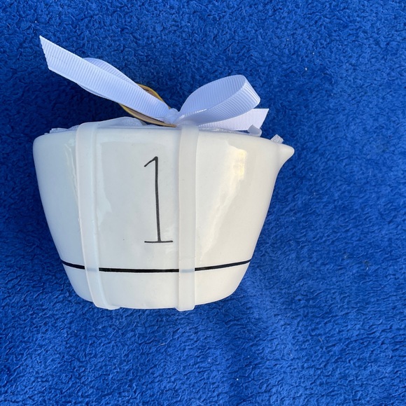 Peanuts Snoopy X Rae Dunn Measuring Cups - Picture 6 of 6